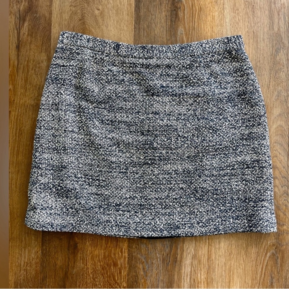 THEORY navy & white boucle mini skirt